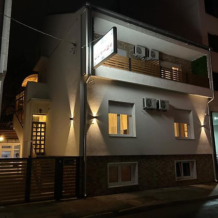 Laguna Green Guest House Ni Exteriér fotografie