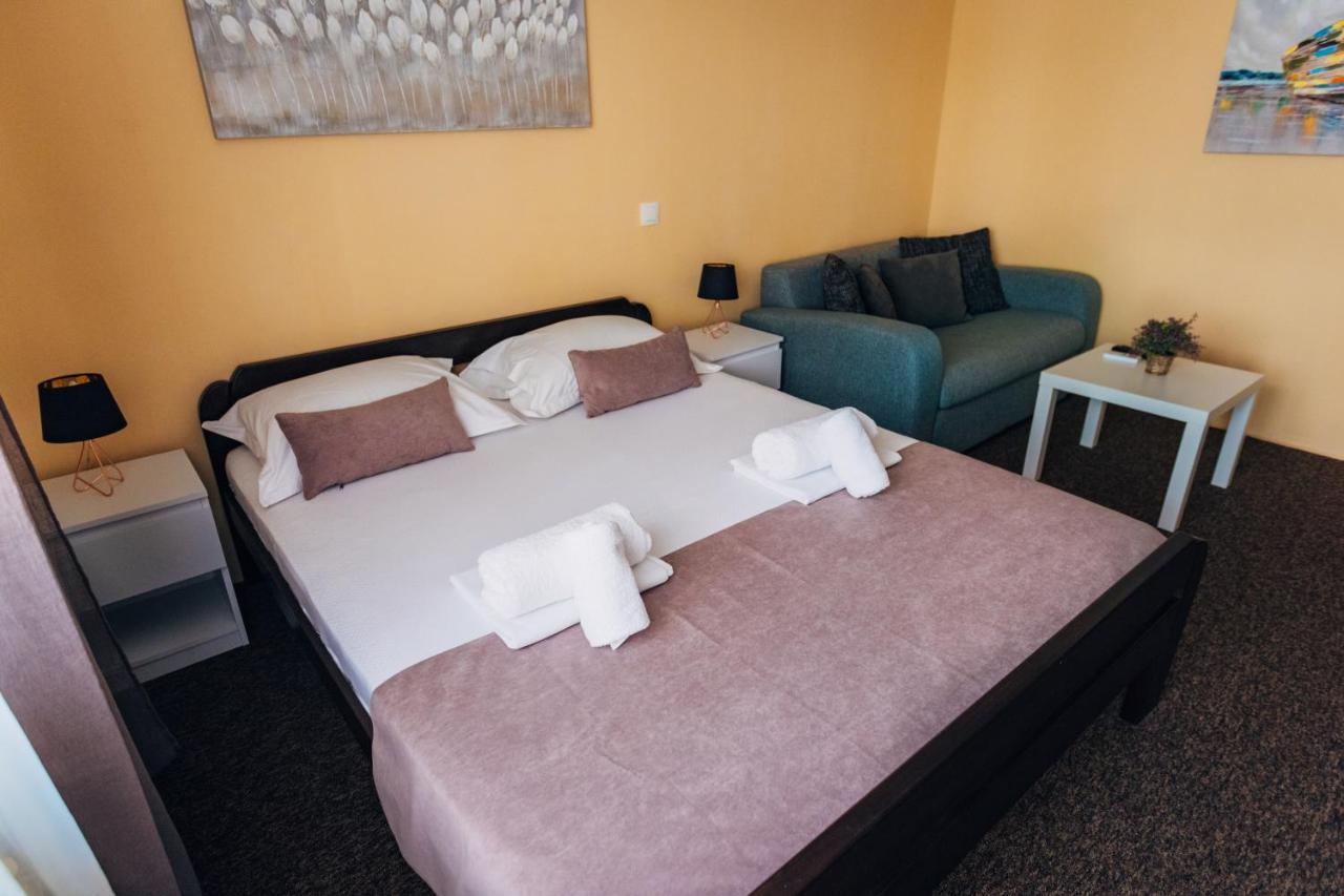 Laguna Green Guest House Ni Exteriér fotografie